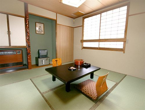 Ryokan Wakamiya Киото Экстерьер фото